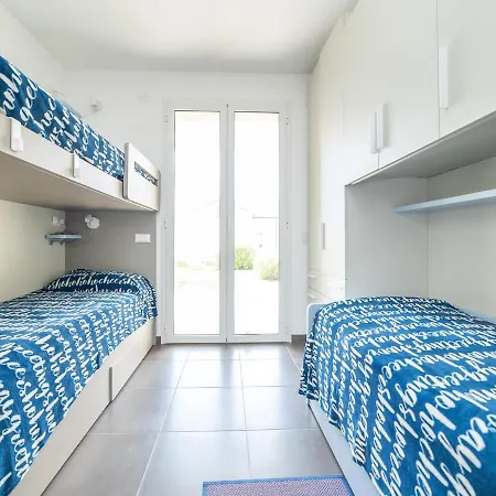 Apartment Perla Pellegrina With Seaview Pool And Amazing Garden