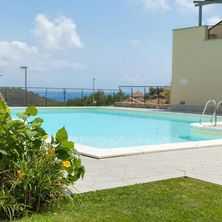 Perla Pellegrina With Seaview Pool And Amazing Garden דירה Boissano